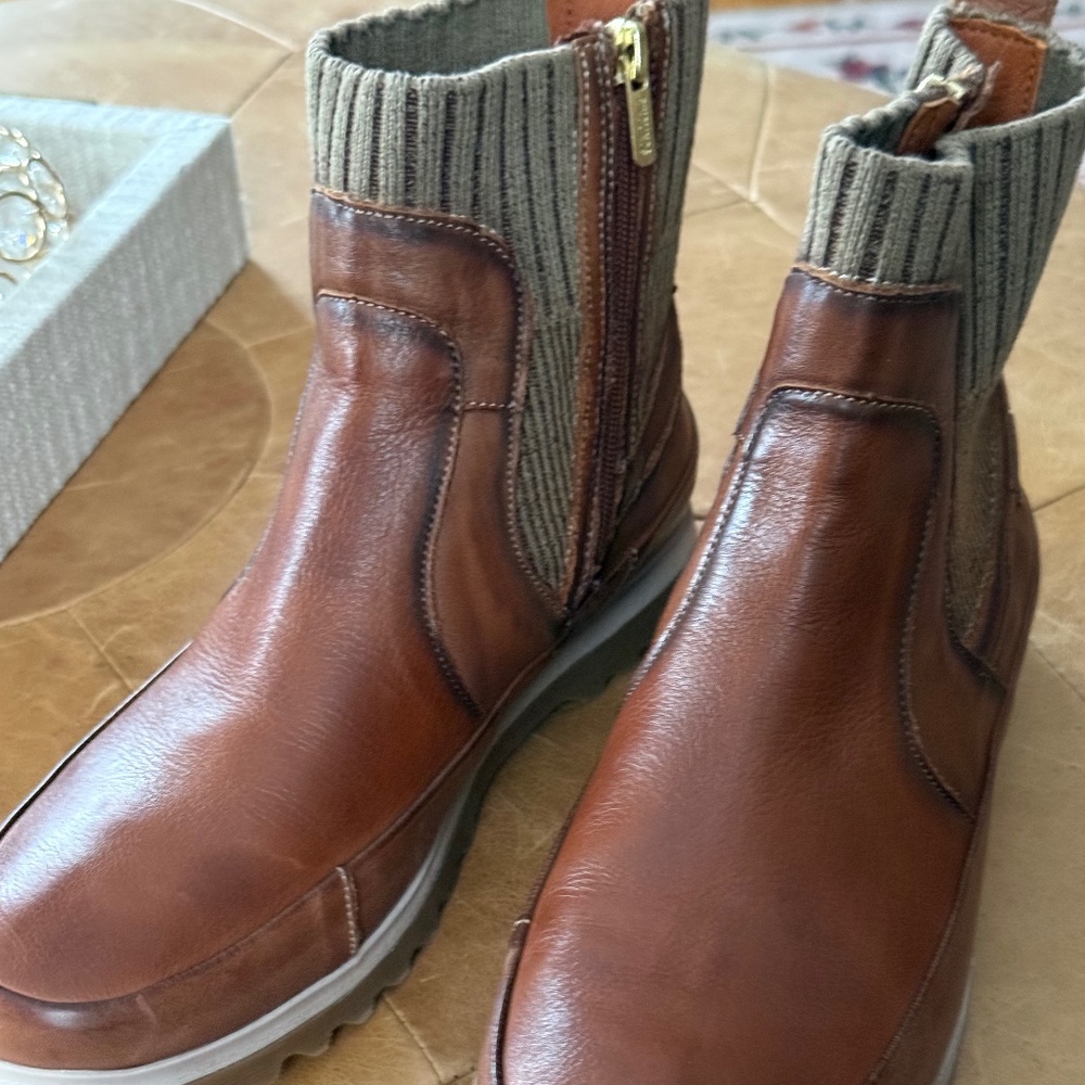 Pikolinos Boots - New